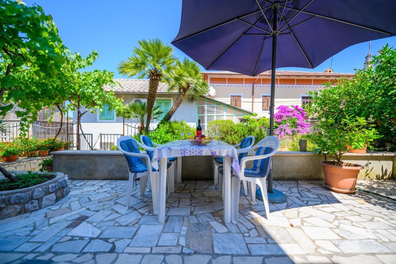 Apartmani Loreta Mali Lošinj Zewnętrze zdjęcie