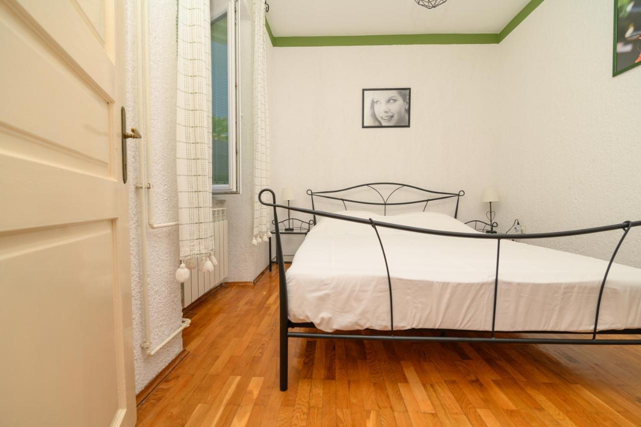 Apartmani Loreta Mali Lošinj Zewnętrze zdjęcie