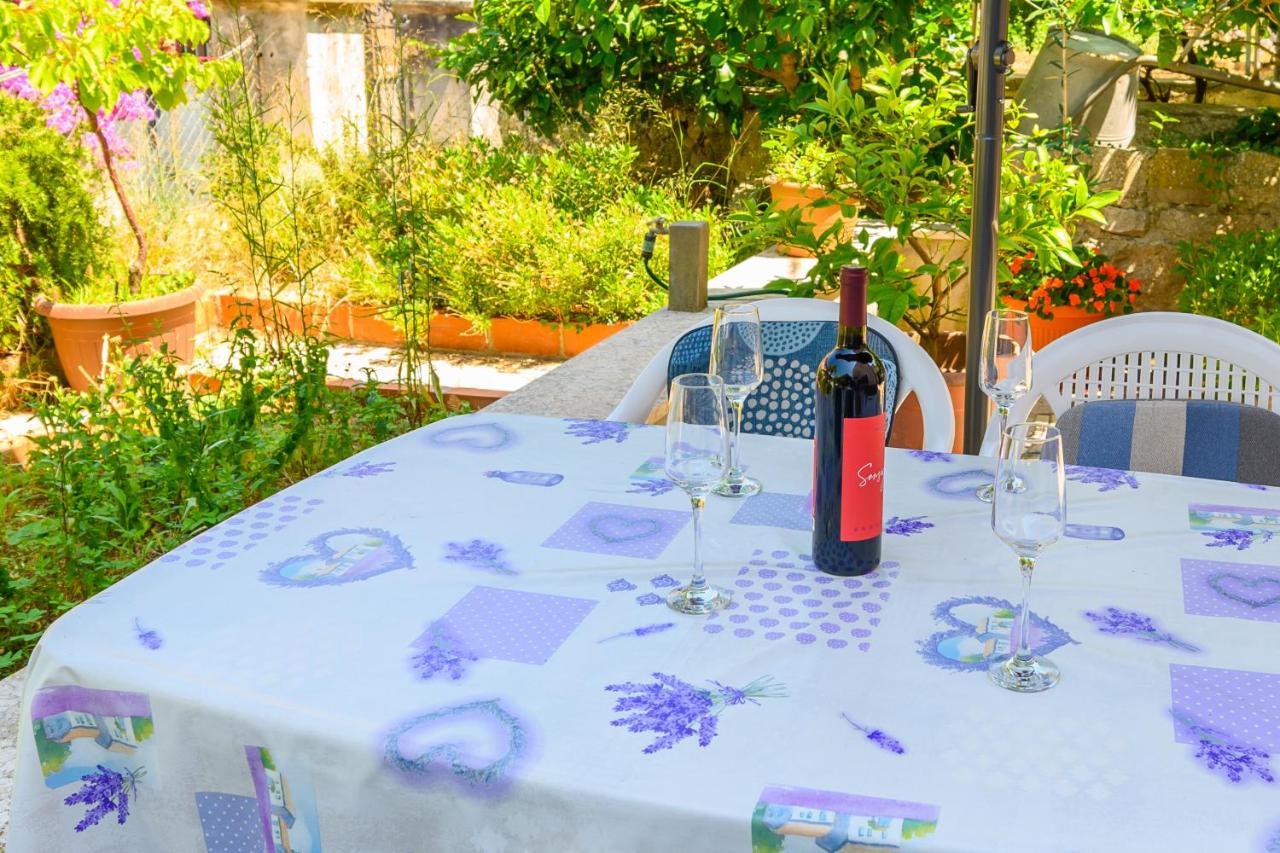 Apartmani Loreta Mali Lošinj Zewnętrze zdjęcie