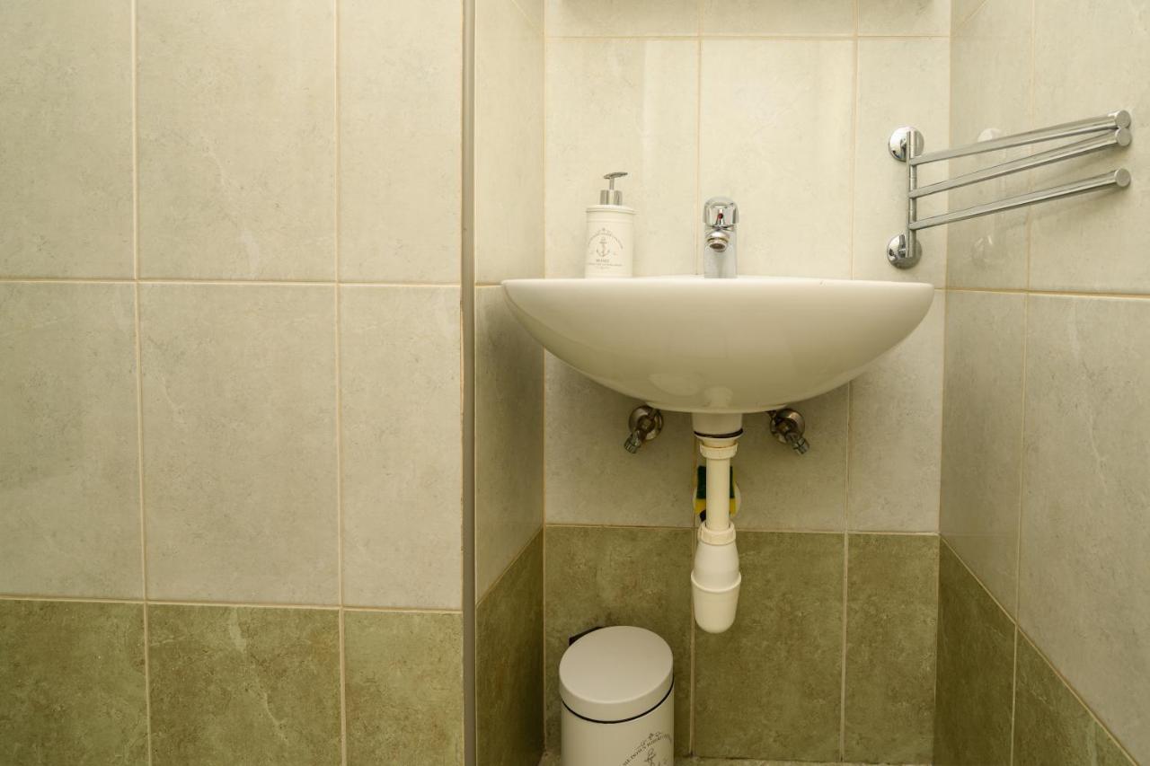 Apartmani Loreta Mali Lošinj Zewnętrze zdjęcie