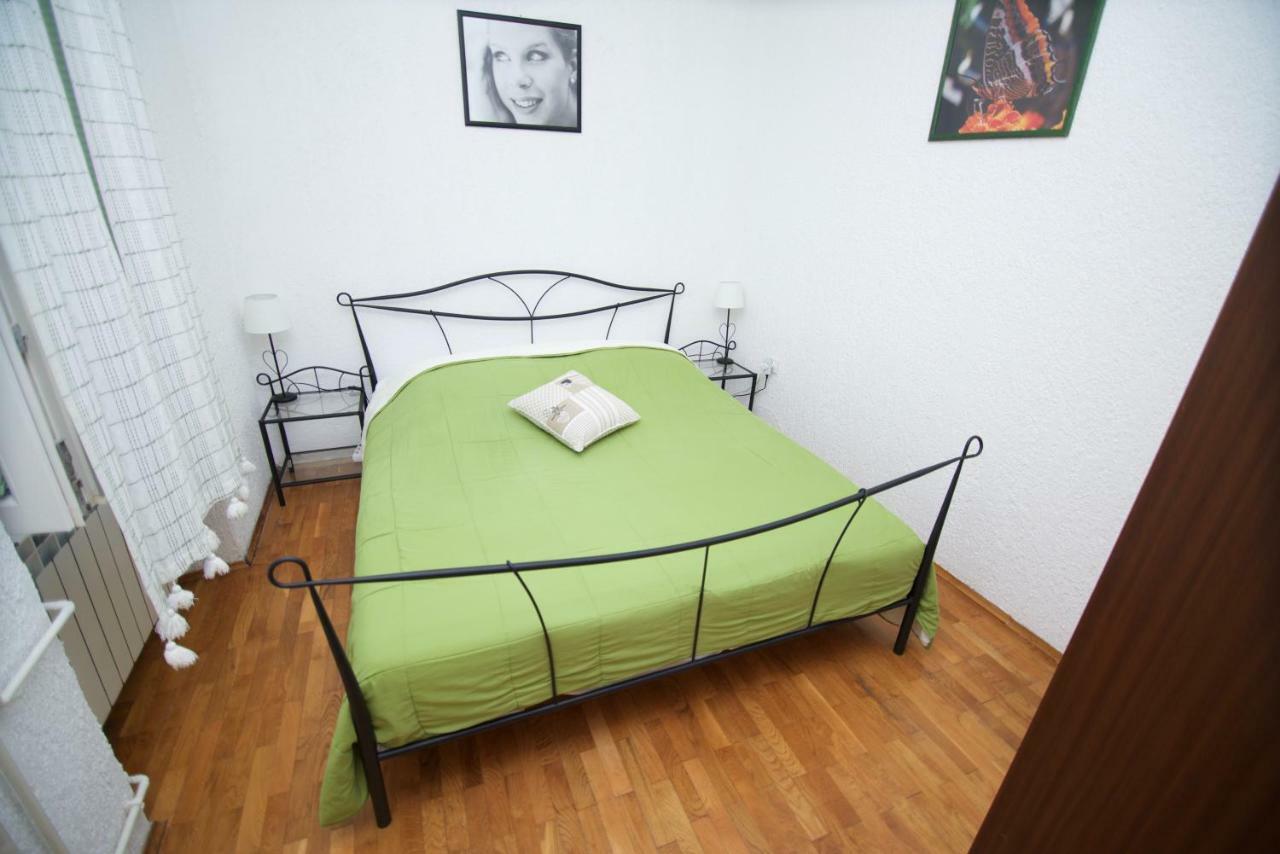 Apartmani Loreta Mali Lošinj Zewnętrze zdjęcie